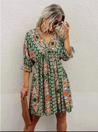 Grundläggande casual klänningar plus storlek kvinnor blommor tryckt sommar mode kort ärm chic v hals strandfest kläder midi eleganta kläder 230601