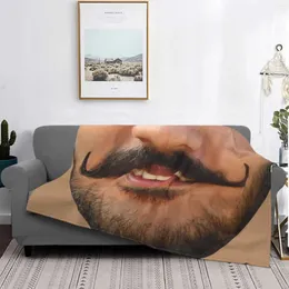 Cobertores bigode máscara engraçada de qualidade superior sofá de cama macio macio bigode de barba Cool cara homem 19 sorriso barbudo