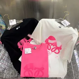 Kadın Tişört Loewve Tshirt Tasarımcısı Tee Lüks Moda Yaz Yeni İşlemeli Gevşek Orta Uzunluk Slim Sıradan Çok Yönlü Kısa Kollu T-Shirt