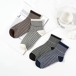 Frauen Socken Fulsurpris Frauen gestreiftes Mittelröhrchen Baumwoll Japanische Mädchen Herbst koreanische Style College alle passen kurz zusammen