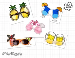 Mode Luau Summer Beach Party Novely Fruit Pineapple Solglasögon Flamingo Party Decoration Hawaiian Funny Glasses Eyewear Event 1696251
