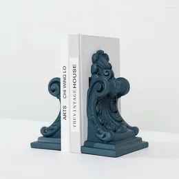 التماثيل الزخرفية كتاب البسيط على الطراز ملف وصمة العار الأوروبية المنحوتة الحلي الهندسية الداكنة الضباب الأزرق الصلبة.