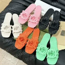Womens Slippers Sandals Designer Flat Slid Luxury Jelly Flip Flops Fashion Casual Comfort Rubber Sole Summer Slippers Beach Slippers 35-42