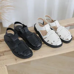 Lässige Schuhe 2024 schmales Band Webals Sandalen Frauen Hakenedimsium SOLDALE DAMEN DAMEN SUMMER COVE Zehen ausgeschnitten Gladiator Sandalien