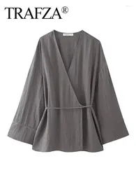 Kvinnors blusar Trafza 2024 Kvinna Chic V-ringning Asymmetrisk snörd upp långa ärmar Casual Blus Top Women Grey Kimono Style Loose Shirt