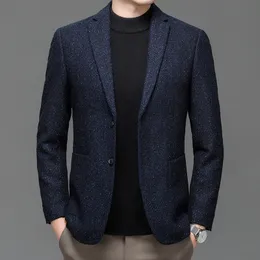 Uomini classici blu blu blu blazer in lana in lana di lana di pecora giacche per signori abiti di moda per affari e abbigliamento casual 240507
