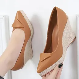 Piattaforma di sandali a cuneo da donna Zuzi con tacchi alti sandali alti sandali alti donne espadrilles paglia di donna canapa scarpe grandi 240430 240430