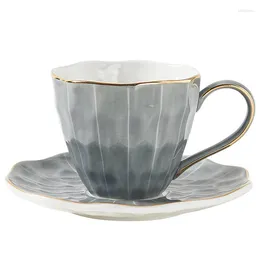 Cups Saucer Nordic Luxury Coffee Cup Tasse Griff wiederverwendbarer Cappuccino Europäischer Keramik Kubek Do Kawy Nachmittag Tee Set OB5OBD