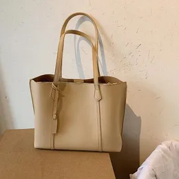 이브닝 가방 고품질 패션 여성 핸드백 가죽 배낭을위한 2024 디자이너 크로스 바디 백 Sac de Messager