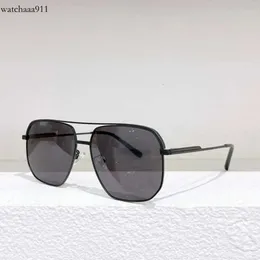Funky Sommer-Sonnenbrille für Frauen und Männer 69YS Style Anti-Ultraviolett-Retro-Platte Metall Ovaler Rahmen Brille Random Box 69