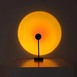 LED Sunset Lamp Nachtlichter USB -Projektor Geburtstagsfeier Dekoration Stimmungslichter für Schlafzimmer Wohnzimmer Wall Pographie 240507