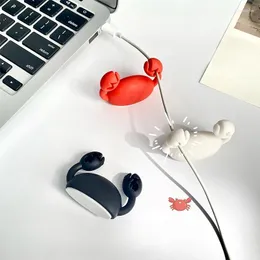 Hooks 1pc Cartoon Crab Data Cable Fixing Clip Multifunktionell väggfästare Desktop Stark självhäftande hörlurkrok för kontoret