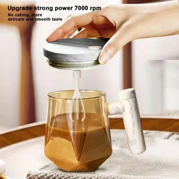 Vattenflaskor Automatisk omrörande kopp glas Vind Electric Mug Instant Coffee Milk Powder Honey Agent