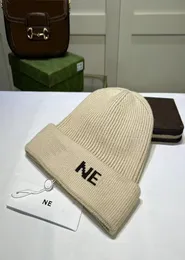 hats Designers luxurys knitting beanie classic women soft skinfriendly fall and winter warm solid color letter models trendy fash2464884