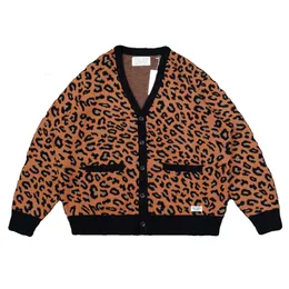 Herrenjacken korrigieren Maria Leopard Print Jacquard Cardigan Sweater