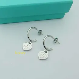 Tiffanyjewelry 팔찌 디자이너 보석 브랜드 하트 스터드 후프 티파니 주 웰리 스테인레스 스틸 골드 시에 로즈 여성 편지 러브 다이아몬드 귀걸이 GIR 847