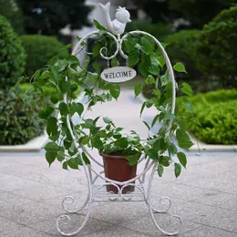 Dekorativa plattor Vintage Metal Heart Shape Flower Pot Basket Display Stand Plant Support med Hanging Welcome Sign White Green Shop