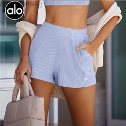 Desginer Als Yoga Aloe Shorts Woman Pant Top Women 2023 New Loose Sports Womens Fashion Casuwear Shorts Fitness Pants