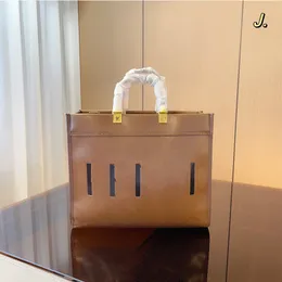 Дизайнерские сумки Cahier Bag Fashion Baguette Brand Brand Wintage Ladies коричневая кожаная сумочка сумка для плеча