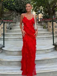 Eleganckie czerwono szyfonowe sukienki dla kobiet seksowne spaghetti pasek bez pleców koronkowe marszki długie Maxi Evening Party Sukienka balowa 240511