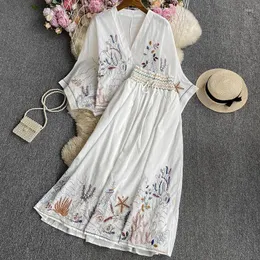 Roupas em casa femininas saias impressas Conjunto V Vestido de pescoço A-line Dress bordado em estilo étnico traje 2 PCs Pamas de dormir Pijama