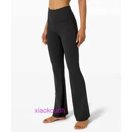 Designer AAA LUL LUL Confortável feminino Sports Sports Yoga Pants Casual Cídhara Hip Lift Elastic Micro Flare