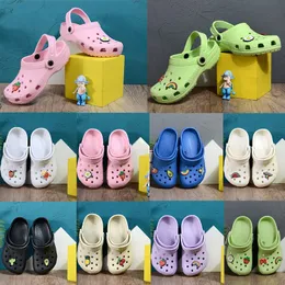 Slifori per bambini zoccoli piccoli scivoli da spiaggia sandali baby croc runner scarpe giovani bambini designer di ragazze eva rosa neonate blu bianca neonati bianchi sneaker