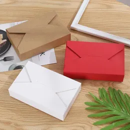 Enrolamento de presentes 10/20pcs Kraft Paper Boxes Caixa de doces vermelhos brancos para casamento de festas de chocolate para festas de Natal para casamento embalagem