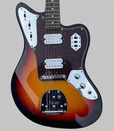 밴드는 인기있는 일렉트릭 기타를 연주하며, 기타의 진정한 이미지 인 High Gloss Solid Wood, 수정 될 수 있으며 사용자 정의 할 수 있습니다.