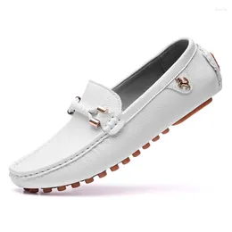 Casual skor män loafers mjuka mockasiner högkvalitativ vårhöst äkta läder platt kör vit vikbar bönor