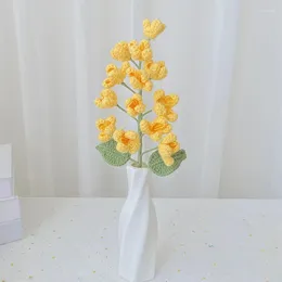 Dekorative Blumen 1PC Hand gehäkelt Simulation Lila Bouquet Valentinstag Unkrist