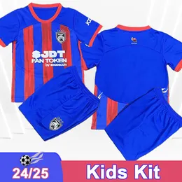 2024 25 Johor Darul Tazim Kids Kit Soccer Jerseys Ramadhan Romel Nicolao Arif J. Muniz Safiq Bergson Home Football Shird短袖ユニフォーム