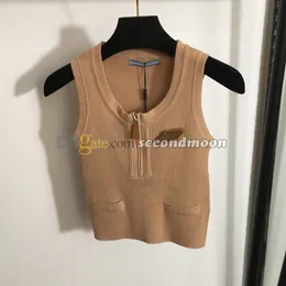 Half Zipper Vest Women Knitted T Shirt Luxury Metal Badge Vests U Neck Knits Top Elastic Tanks Top