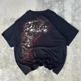 Hiphop 2024 Streetwear Skull Graphic Thirts Y2K top stampare maglietta sovradimensionata gotica harajuku goth uomini abbigliamento 240513