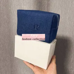 Modelagringspåsar denim Pouch Beauty VIP Zipper Organisation Klassiska broderier Bokstäver Fall Presentförpackning Box Populära föremål utsökta gåvor