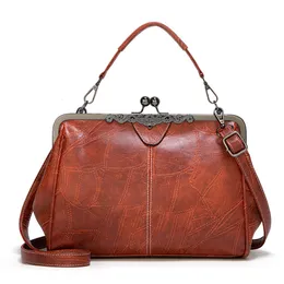 2024 New Womens Bag Handbag Single Shoulder Bag Diagonal Straddle Bag Womens Bag Clip Bag British Big Bag 240313