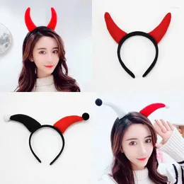 Party Favor 15st Red Devil Horn pannband Clown Hair Prydnad unisex jul halloween hatt huvudbonader söta tillbehör dekoration