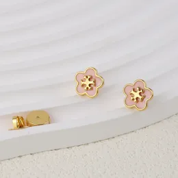 Come orecchini designer originali logo Stampato a colori rosa Timbro fiorito 3D intagliato in ottone di lusso per bordi di alta qualità Donne Fashion Jewelry
