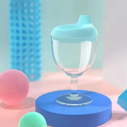 Engångskoppar sugrör kallbeständig och värmebeständig tätbar flerfärgad barns höga plast kopp mjölk lär dig att dricka droppe