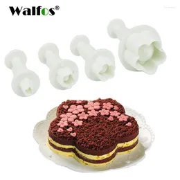 Formy pieczenia Walfos Klasa spożywcza 4 sztuki Plum Flower Tłok Cutter Sugar Curtcraft Fondant Cake Dekorowanie
