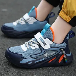 Sneakers adolescenti per ragazzi con cesti slippery scarpe sportive sportive per bambini anti-slipperre che correvano calzature Sneakers Fashion Sneakers 240511