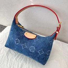 Umhängetasche Designer -Tasche Denim -Tasche Einkaufstasche mit Tragen neuer Mode Umhängetasche Crossbody Tasche Jacquard bestickte Handtasche