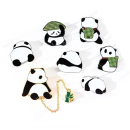 Party Favor Cartoon Panda broszka urocza odznaka ze stopu zwierząt szkolna torba ołówkowa Dekoracja Dekoracja Dekoracja Doradka Doradka DOMOWA DOMOWA SHISTEVE E DHWX1