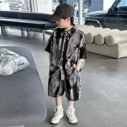 Boys Fashion Summer Tye-Die Short Shirtspants 2ps Suit 4-14 anni Trend Tenda Streetwear Oufits Set Bambini Abbigliamento 240508