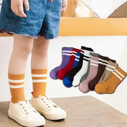 Kindersocken 1-10 Jahre Kinderbaumwäsche Socken Sport-Vorschulmädchen Knöchelsocken weich gestreifte Kinder Socken Schulkleidung D240513