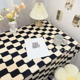 INS -Stil Tischdecke Retro Checkerboard Couchtisch Schlafzimmertuch Atmosphäre Rechteckiges Tuch