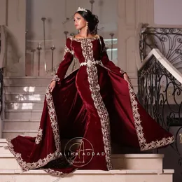 Burgundy Velvet Prom Formal Dresses with Overskirt 2021 Karakou Algerien Luxury Gold Lace Embroidery Kaftan Caftan Evening Gowns 295W
