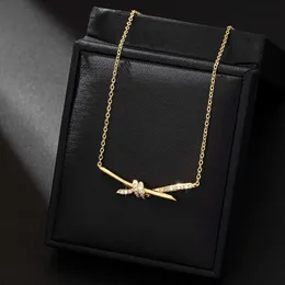 S925 Silver tiffanyjewelry heart Pendants High Luxury Butterfly Knot Gold Necklace Accessories for Womens Light Luxury Niche Design Unique Temperament and Collar