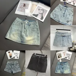 Designerinnen Frauenröcke Vollgestickte Logo Druck gewaschener Vintage Denim Shorts Mode Slim Damen -Denim -Röcke