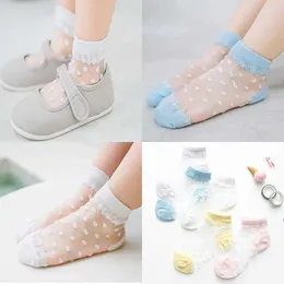 Meias infantis 5 pares/lote de meias de garotas de verão fofas Cristal Silk Childrens Meocks Baby Girls Mesh Mesh Breathable Lace Socks D240513